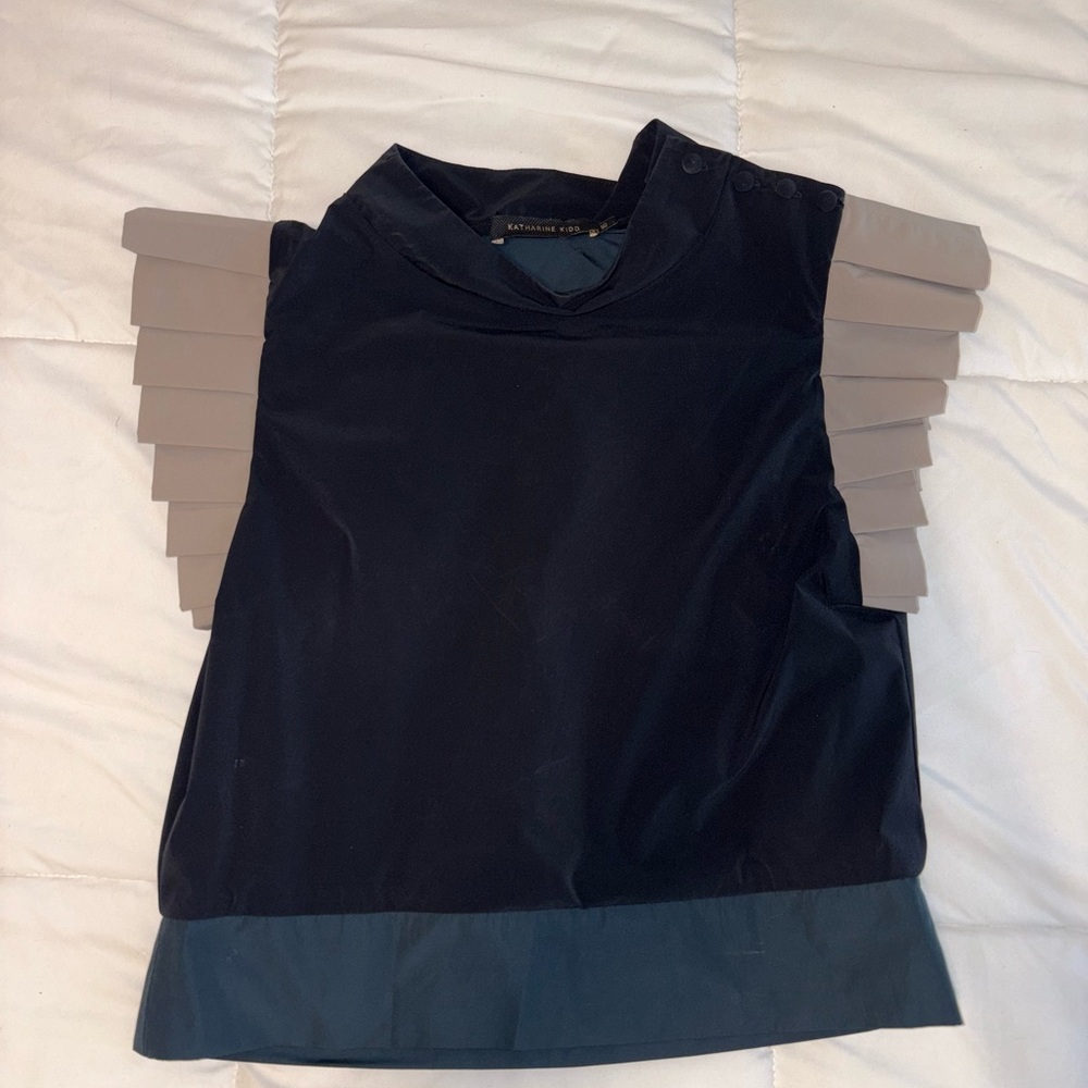 Elegant Black and Gray Blouse with Layered Sleeves